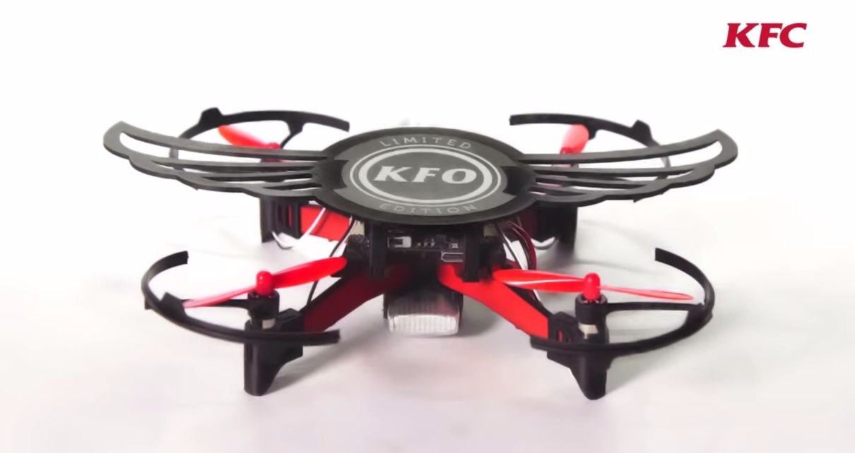 KFC предлагает собрать дрон из упаковки
